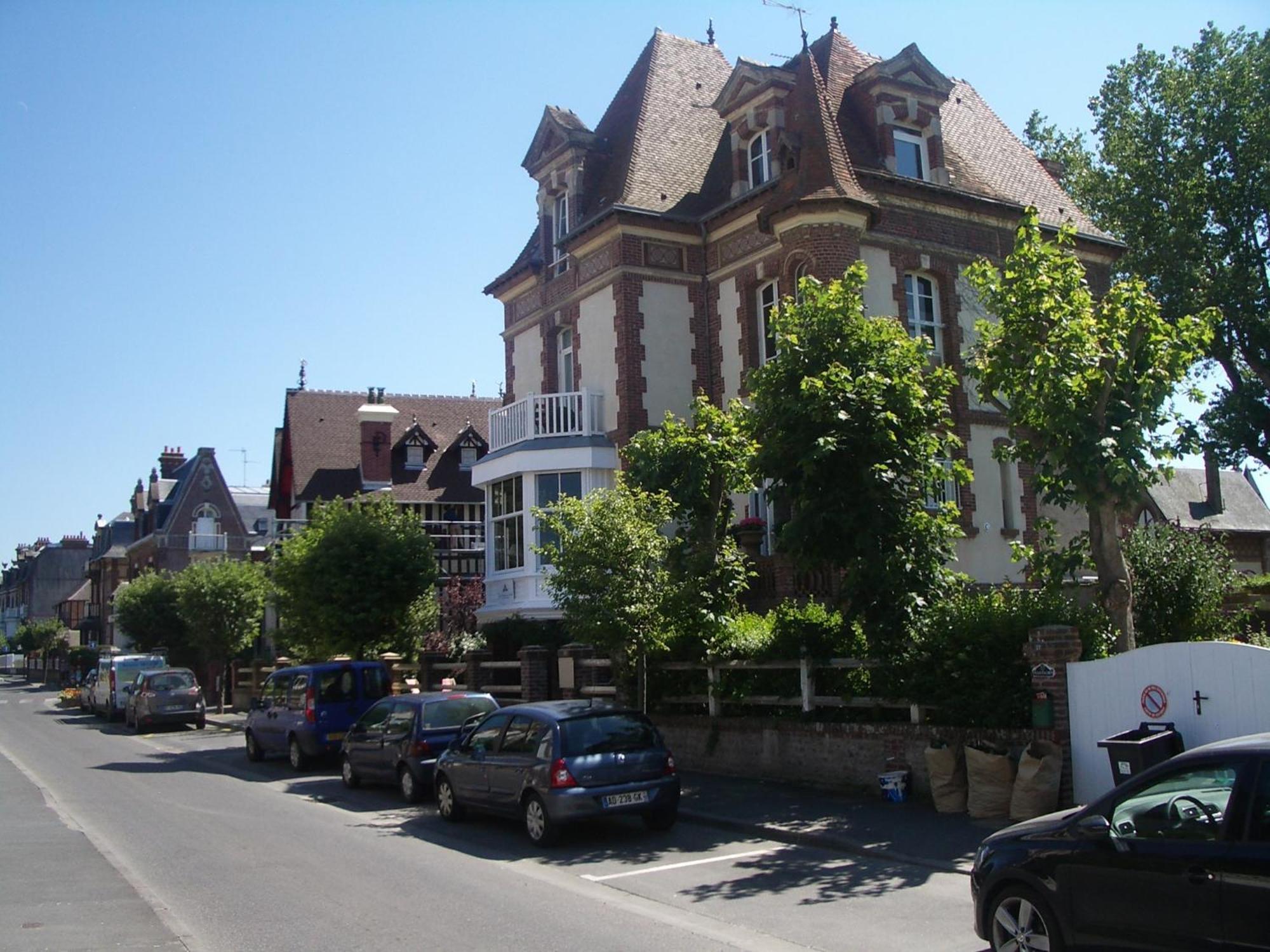 La Maison D'Emilie Houlgate Buitenkant foto